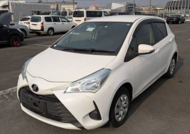 TOYOTA VITZ